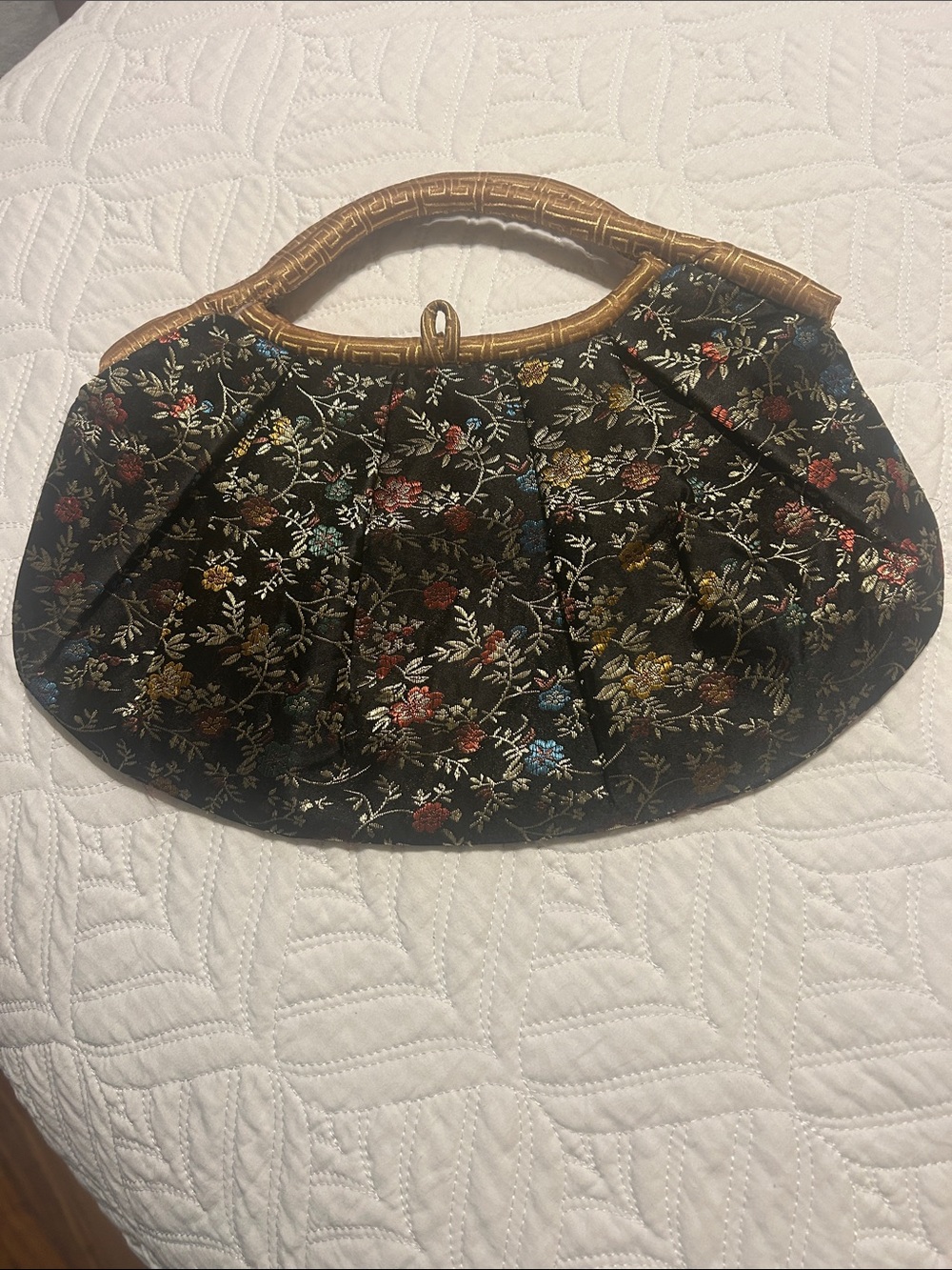 Black Floral Embroidered Handbag -Style Handle